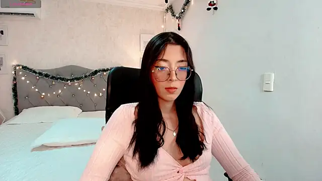 emmalove doll online show from 12/20/25, 06:33