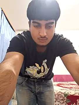 Snapshot of Anndrea8182 chatting on 01/18/26, 09:51 Anndrea8182 online show from 01/18/26, 09:51