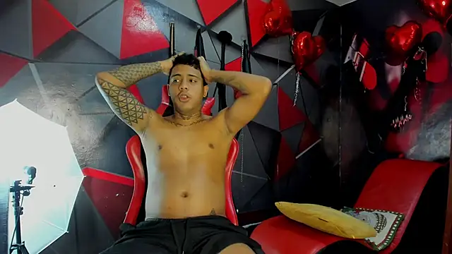 Hot Boys 69 online show from 02/22/26, 11:23