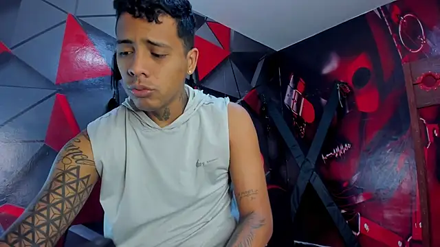 Hot Boys 69 online show from 02/05/26, 11:17