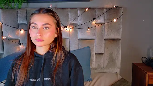 Miia Anderson online show from 02/28/26, 11:54