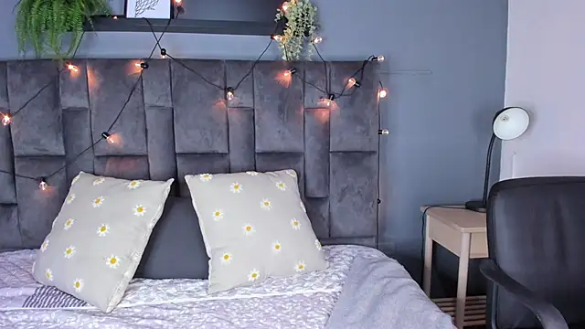 Miia Anderson online show from 01/14/26, 09:18