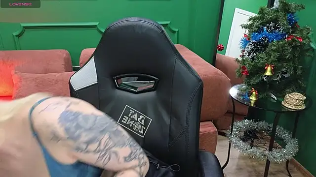 Aska Asami online show from 12/16/25, 10:03