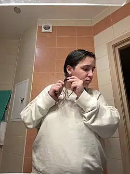 luisa evans online show from 12/15/25, 12:27