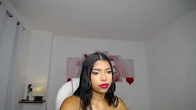 aylin ross  online show from 06/25/26, 01:25