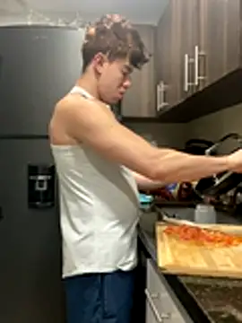 maxxcooper1 online show from 12/19/25, 11:18