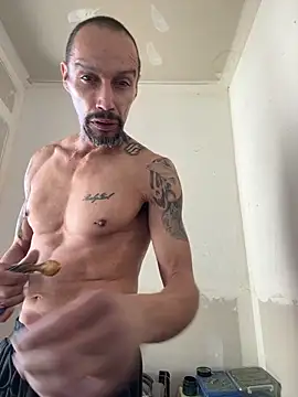 faces818 online show from 03/26/26, 04:16