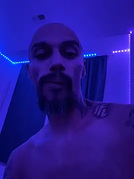 faces818 online show from 04/19/26, 03:40