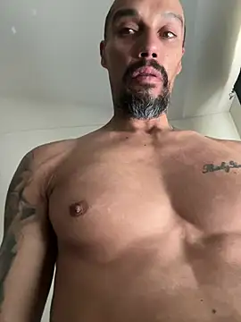 faces818 online show from 04/26/26, 06:05