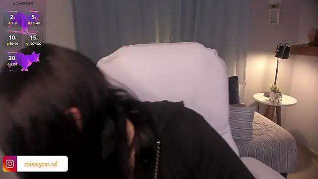 Missslynnn online show from 03/19/26, 05:40