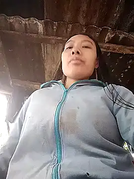 baby8822 online show from 12/18/25, 07:35