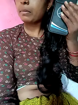 Arti hot44A online show from 12/16/25, 08:40