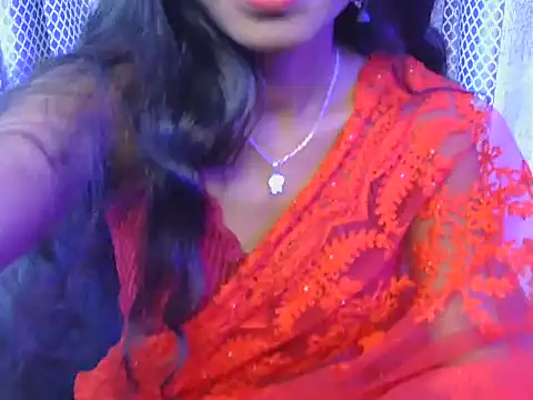 Snapshot of hey-pinky chatting on 12/18/25, 04:39 hey-pinky online show from 12/18/25, 04:39