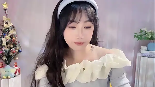 Pinkgirl520 online show from 12/19/25, 07:22