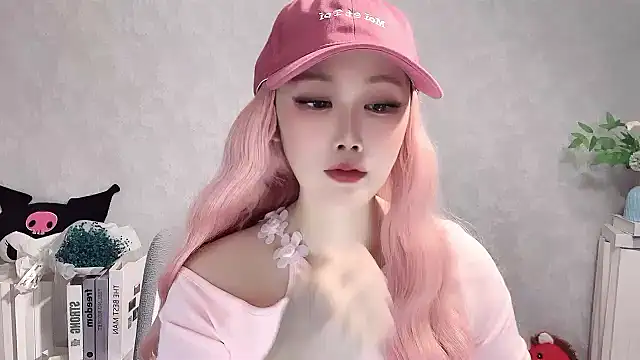 Pinkgirl520 online show from 04/11/26, 12:31