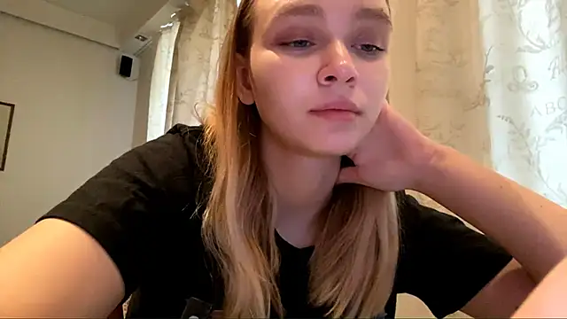 Snapshot of Leifuture chatting on 03/02/26, 07:15 Leifuture online show from 03/02/26, 07:15