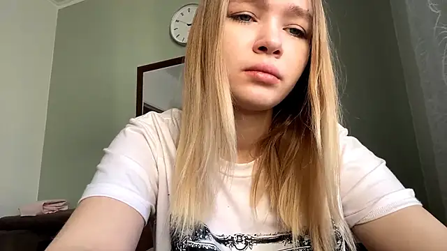 Snapshot of Leifuture chatting on 02/03/26, 08:19 Leifuture online show from 02/03/26, 08:19