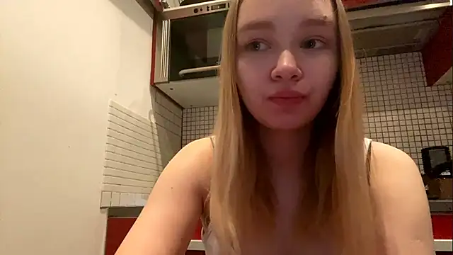 Snapshot of Leifuture chatting on 02/16/26, 05:17 Leifuture online show from 02/16/26, 05:17