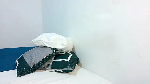 Sthefanyx2 online show from 04/08/26, 12:56