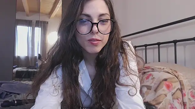 YourSlutQueen online show from 02/12/26, 10:48