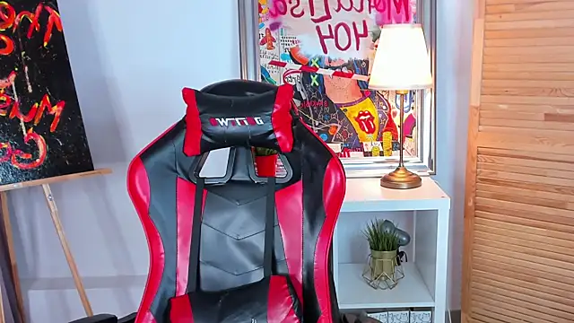 katymeaw online show from 04/06/26, 01:23