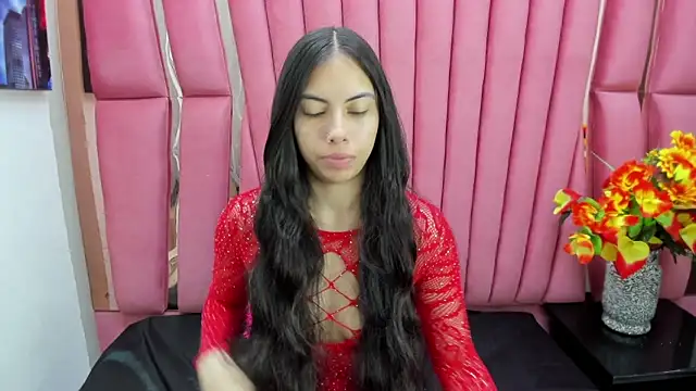 Snapshot of Alana_Hotterr chatting on 02/28/26, 04:56 Alana Hotterr online show from 02/28/26, 04:56