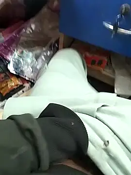 mohit08desi online show from 12/17/25, 09:47