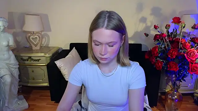 RebeccaLewis online show from 12/16/25, 11:25