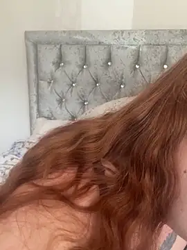 AnnieAinsx online show from 05/05/26, 09:34