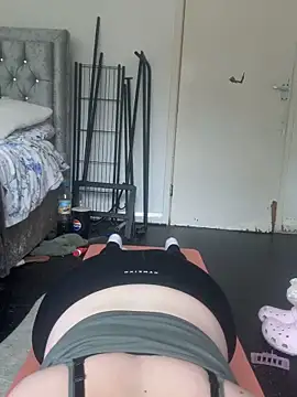 AnnieAinsx online show from 05/11/26, 02:45