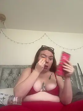 Snapshot of AnnieAinsx chatting on 02/27/26, 11:21 AnnieAinsx online show from 02/27/26, 11:21