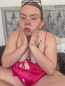 AnnieAinsx online show from 04/28/26, 01:04