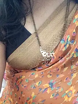 Snapshot of anasuya-telugu chatting on 12/15/25, 06:47 anasuya-telugu online show from 12/15/25, 06:47