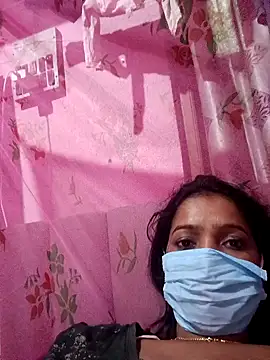 Snapshot of riyankabiswas201 chatting on 12/16/25, 04:11 riyankabiswas201 online show from 12/16/25, 04:11