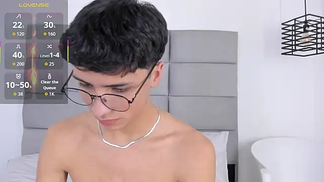 JoshClaarktt online show from 02/15/26, 04:02