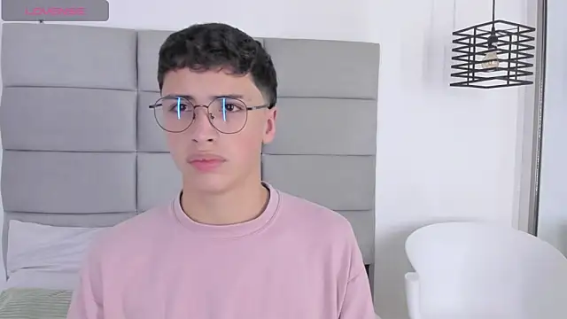 JoshClaarktt online show from 03/17/26, 04:04