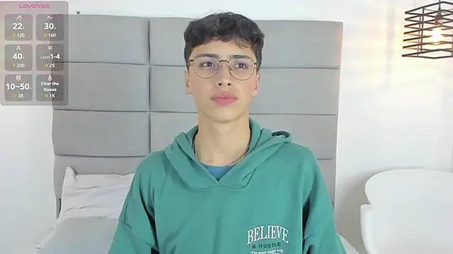 JoshClaarktt online show from 01/14/26, 03:43