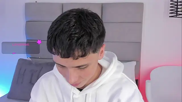 JoshClaarktt online show from 04/11/26, 04:09