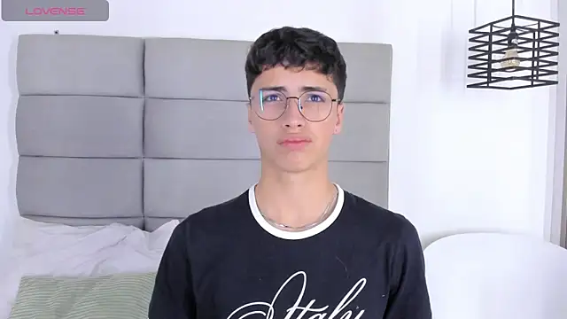 JoshClaarktt online show from 03/06/26, 03:56