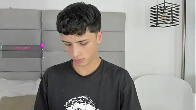 JoshClaarktt online show from 04/08/26, 04:03