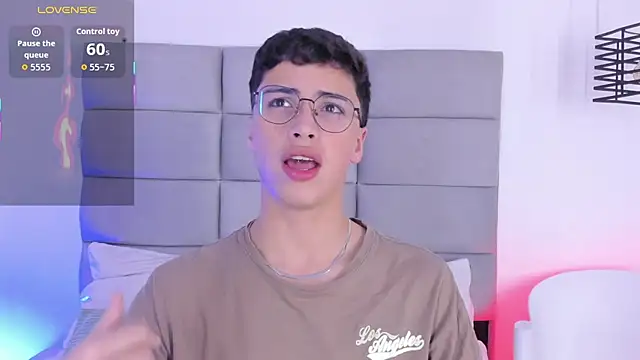 JoshClaarktt online show from 03/20/26, 04:02