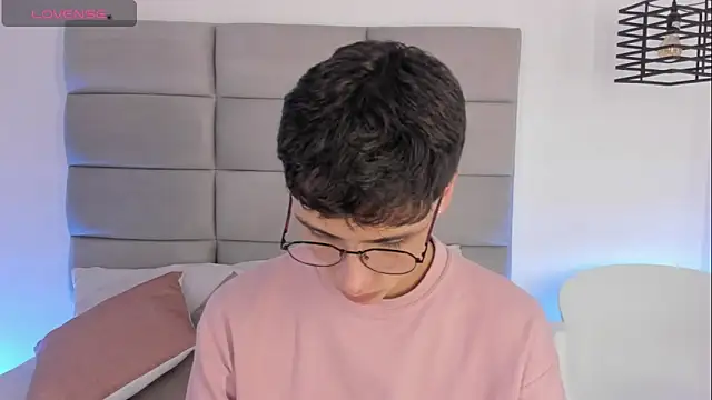 JoshClaarktt online show from 04/05/26, 04:08