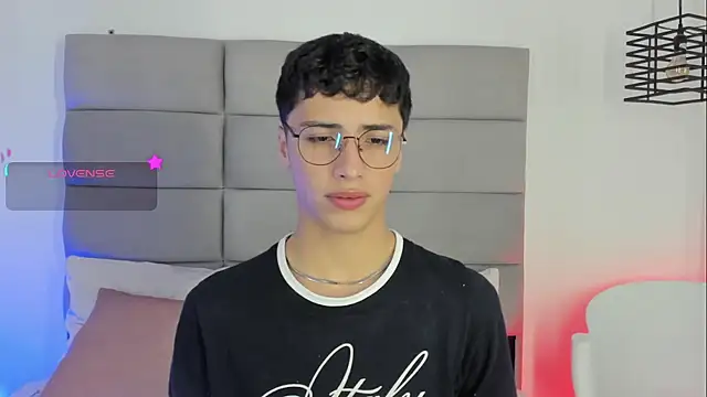 JoshClaarktt online show from 03/29/26, 04:14