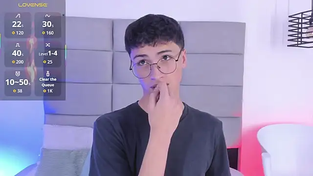 JoshClaarktt online show from 03/19/26, 04:12