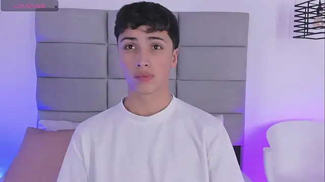 JoshClaarktt online show from 03/28/26, 04:02