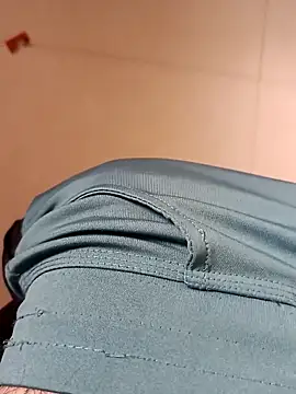 Niteenku online show from 01/17/26, 04:27