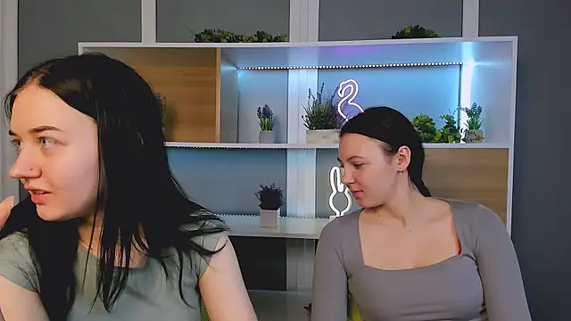 mira vibe online show from 02/08/26, 03:32