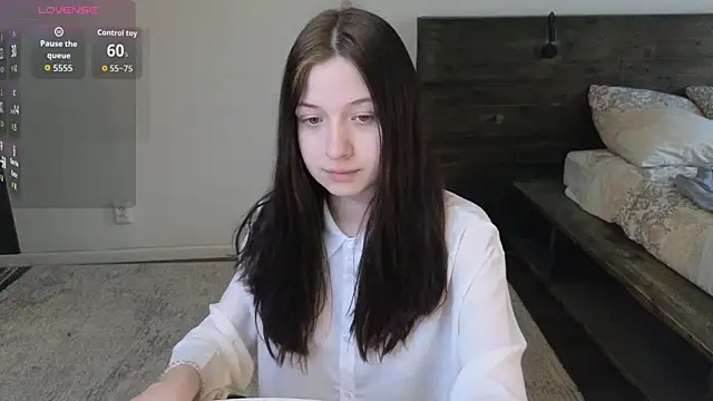 AlicePowells online show from 04/07/26, 11:23