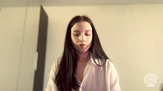 AlicePowells online show from 06/03/26, 11:55