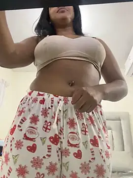 tuexotica online show from 12/23/25, 06:23